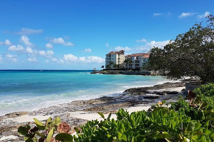Felicidad privada en la playa de Nassau: arenas suaves y vibraciones del océano imagen 3