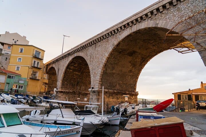 Points forts de la ville de Marseille : visite privée d'une demi-journée et points de vue image 4