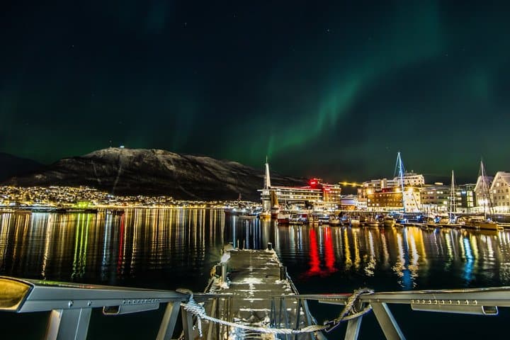 Tour privado por la noche ártica y las luces de la ciudad de Tromsø imagen 2
