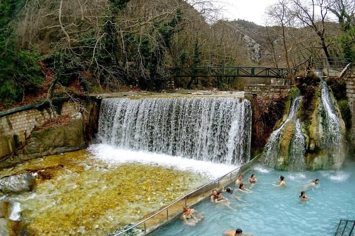 Excursión privada de un día a las aguas termales y la naturaleza de Pozar desde Salónica imagen 3