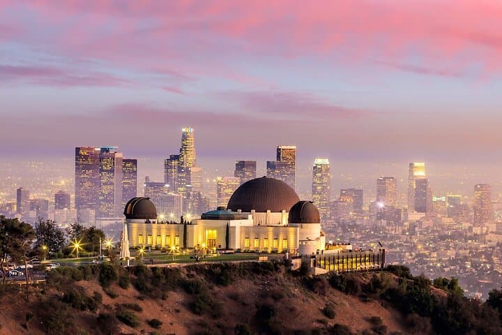 Découvrez la magie de Los Angeles la nuit tombée image 6