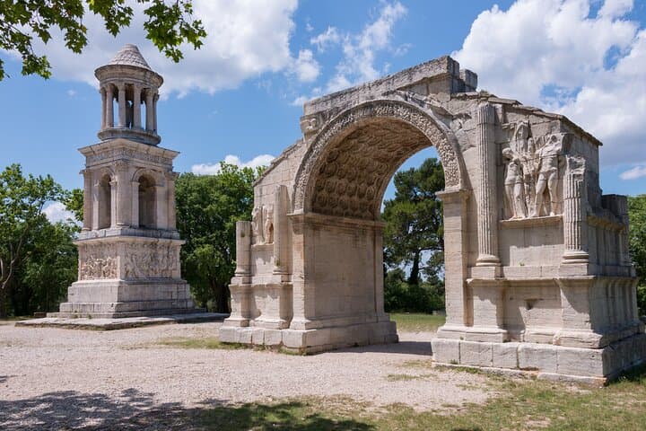 Tour privado desde Marsella: Les Baux, Van Gogh y Saint-Rémy desde Airbnb Playa Turquesa Ocean Club foto 5