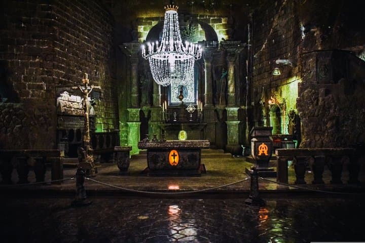 Excursión privada de medio día a la mina de sal de Wieliczka desde Cracovia imagen 2