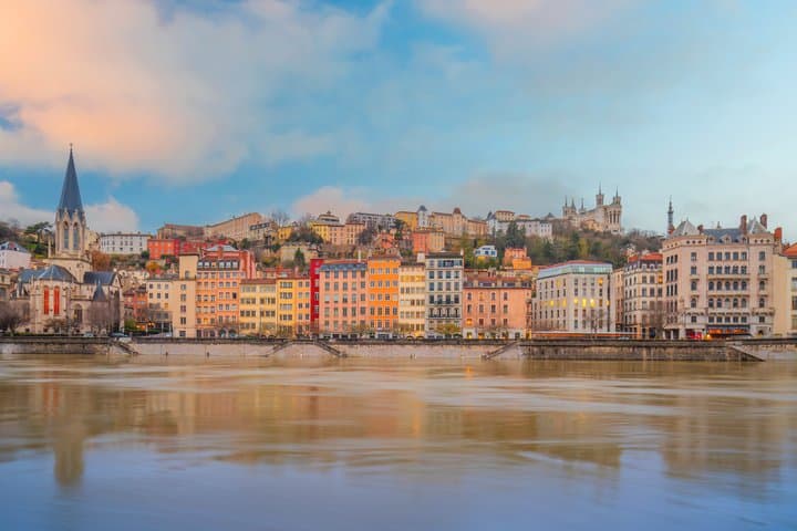 Excursión privada de un día a Annecy y el lago de Annecy desde Lyon imagen 5