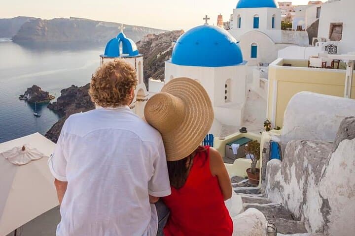 Santorini South Coast: Akrotiri, Red Beach and Villages
