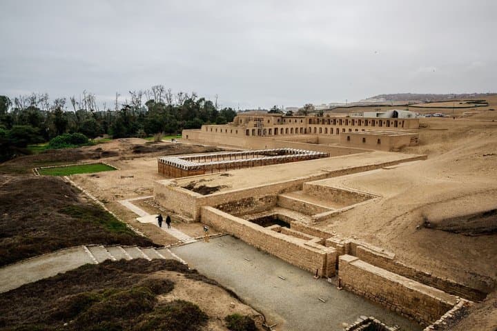 Private Tour to Pachacamac from Lima Ruins Temples and Desert View