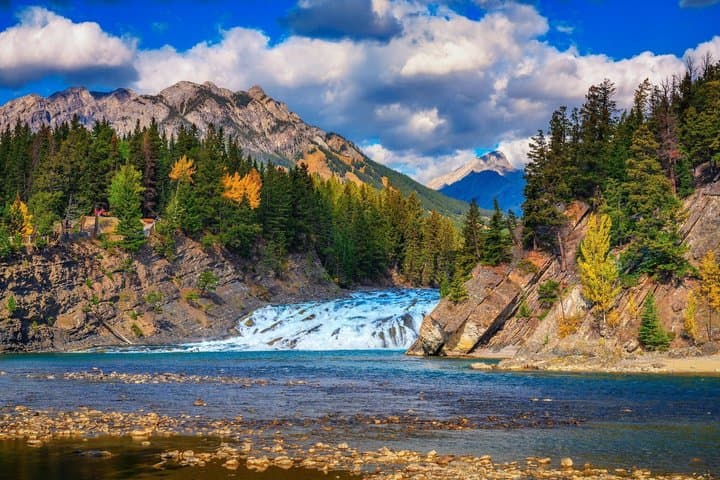 Private Tour to Banff National Park Lakes, Mountains and Panoramic Views image 4