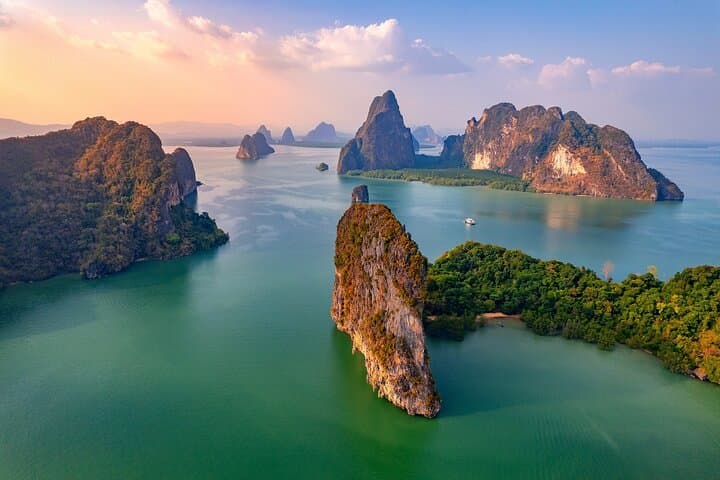 Visite privée de Phuket : temples, sites touristiques et joyaux côtiers image 3