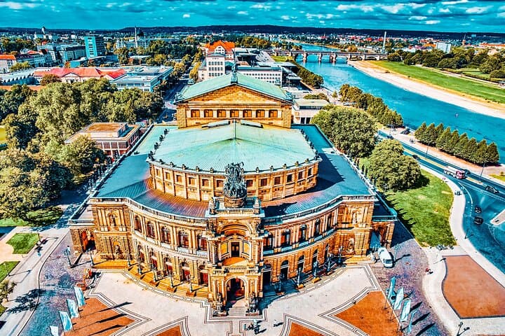 Desde Berlín: excursión privada de un día al centro histórico de Dresde desde Airbnb Stanza Mare Beachfront