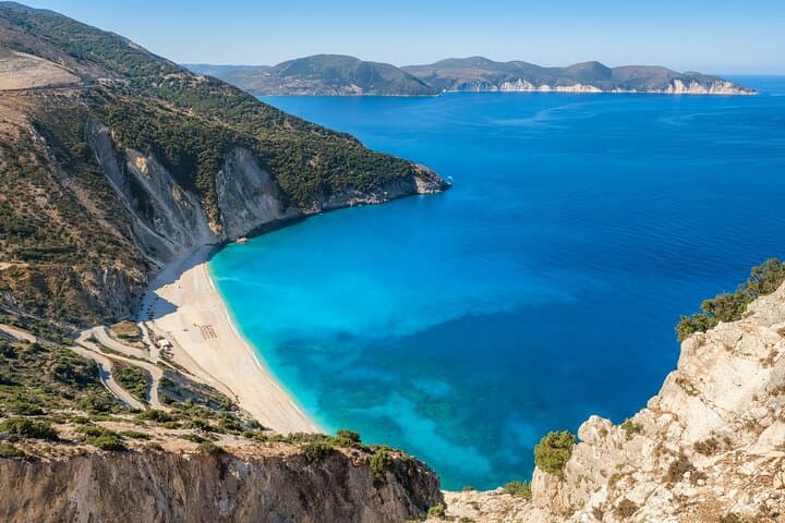 Kefalonia in a glass: wine and stunning views on a private tour image 3