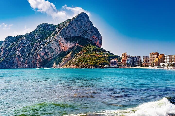 Combo transfert privé à Alicante et visite de la ville d'une heure image 6