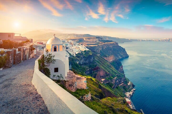 Santorini Wine and Sunset Experience in Oia - A Taste of Paradise image 2