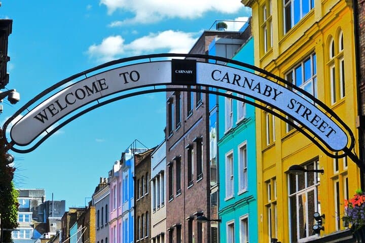 Explore historic and modern London on a private full-day tour image 6