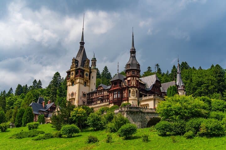 Voyage privé au château de Dracula depuis Bucarest image 5