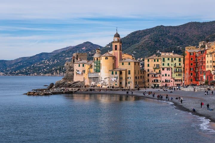 Excursion privée d'une journée à Gênes dans les villages de Camogli et Recco Riviera image 6