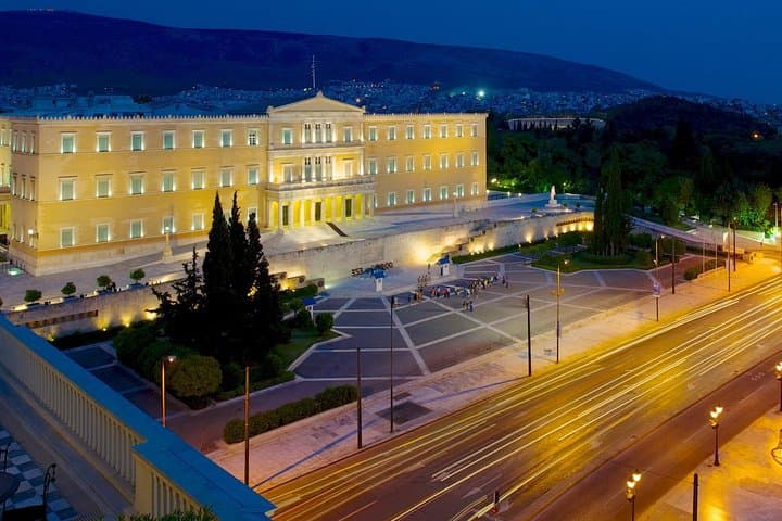 Visite privée des lieux illuminés d'Athènes image 5