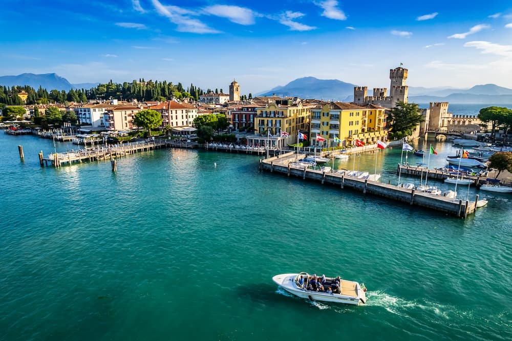 Vérone, Sirmione et croisière sur le lac de Garde depuis Milan image 6