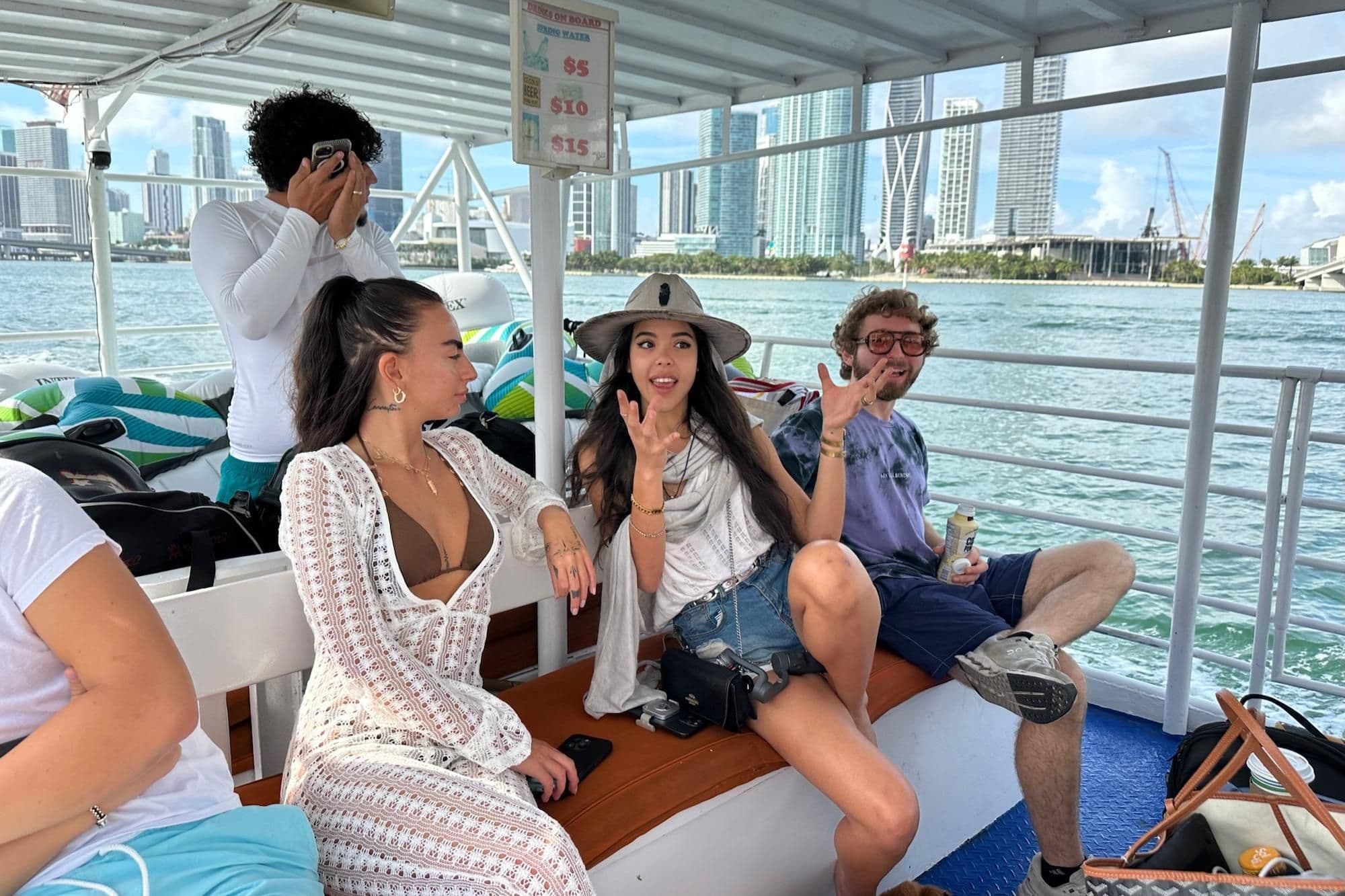 Aventura de snorkel junto a una isla en Miami imagen 6