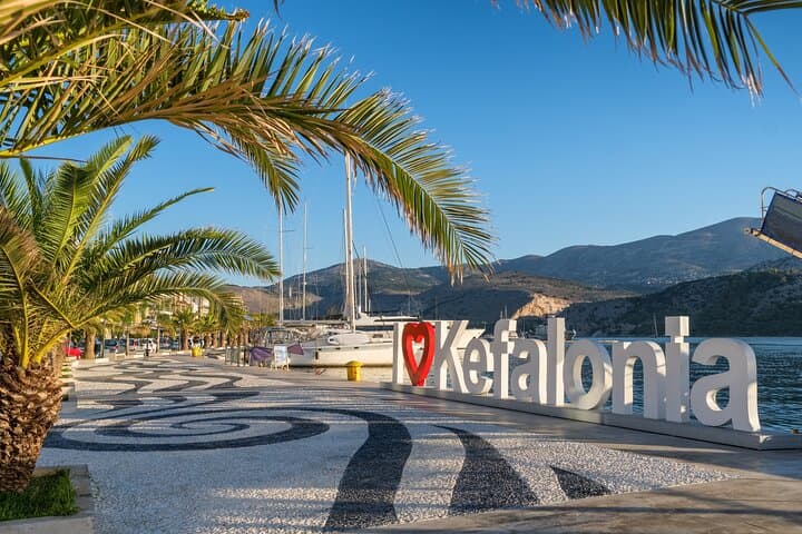 Kefalonia in a glass: wine and stunning views on a private tour image 5