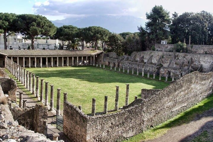 Private Amalfi Coast and Pompeii Day Trip from Rome image 2