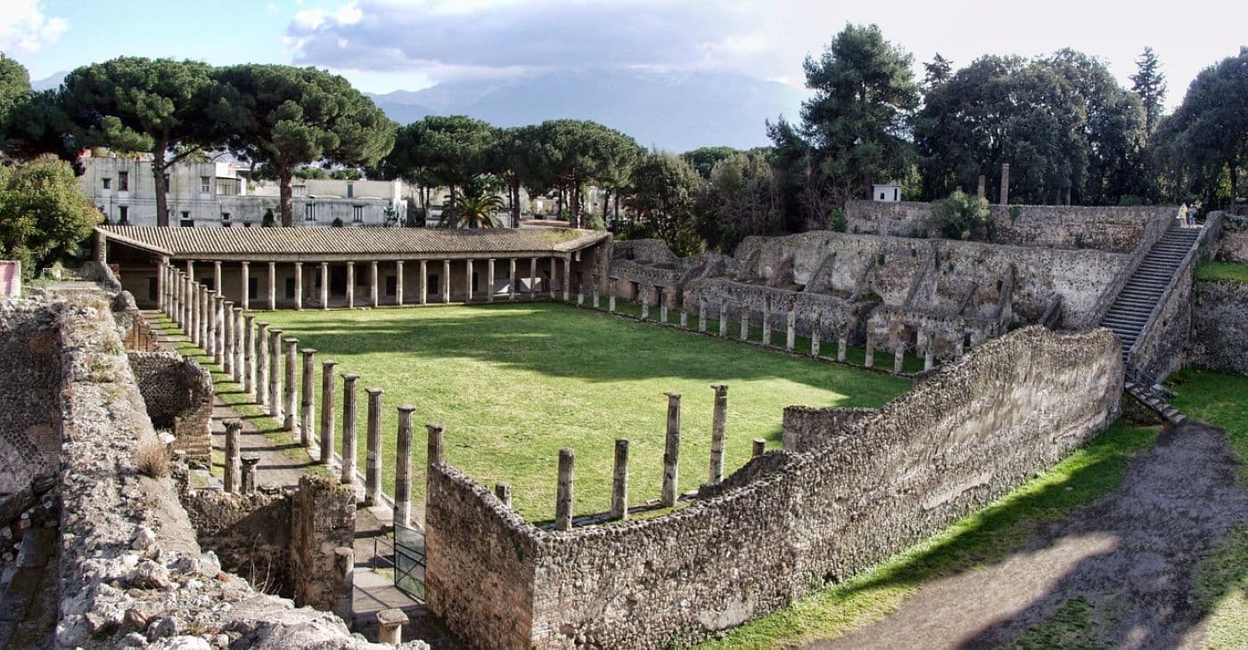 Amalfi Coast and Pompeii Day Trip from Rome image 3