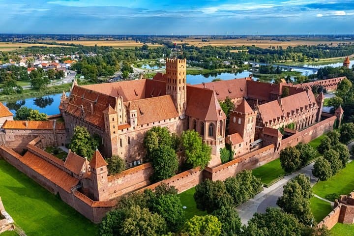 Visita privada al castillo de Malbork desde la fortaleza teutónica de Gdańsk imagen 5