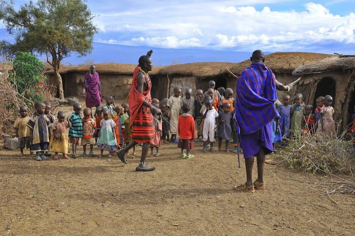 Cultura y tradiciones Visita privada al pueblo masai de Nairobi imagen 5