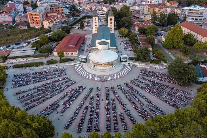 Excursión privada de un día a Mostar y Medjugorje desde Dubrovnik imagen 2
