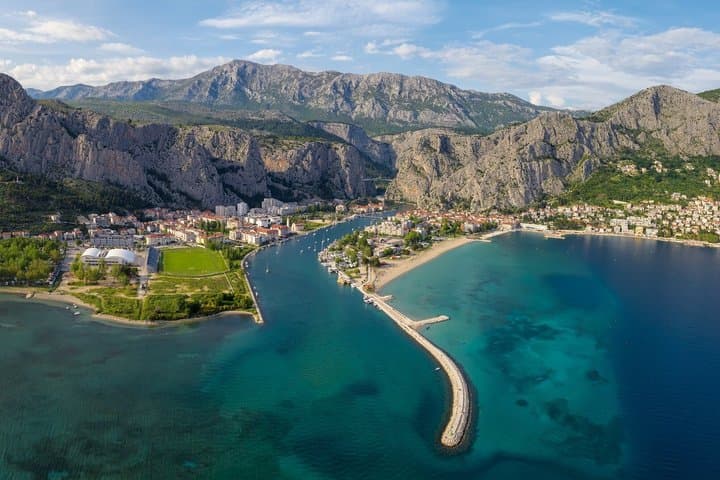 Omiš Cetina Private Tour to Canyon, Coasts, Rivers and Fortress