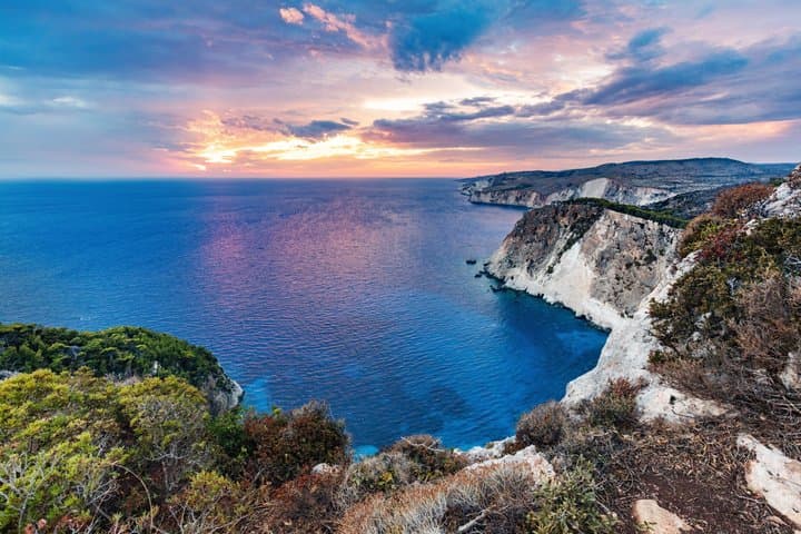 Private Panoramic Photo Tour of Zakynthos Bochali and Korakonisi Cliffs image 4