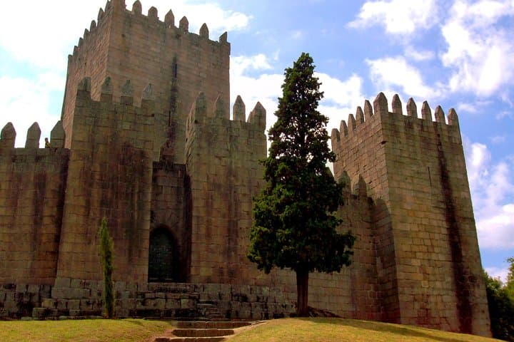 Tour privado de Braga y Guimarães desde Oporto imagen 2