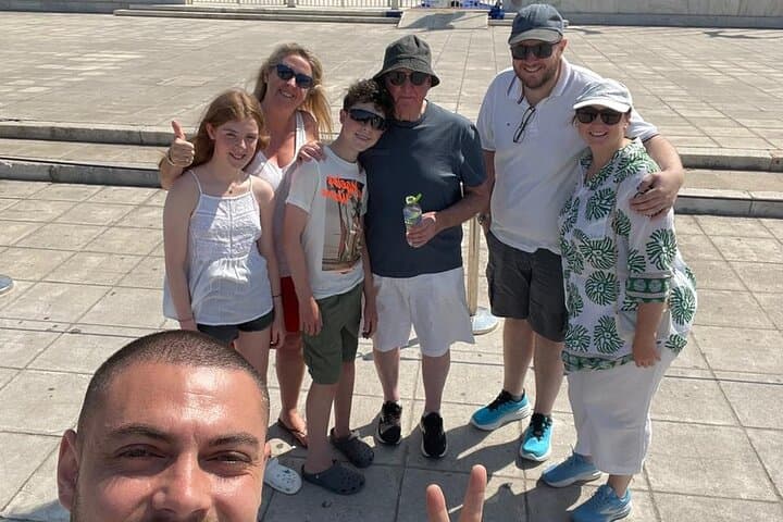 Excursión privada de un día de historia y cultura de Atenas al maratón imagen 3