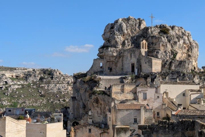 Tour privado de Matera desde Bari: distrito de Sassi y ciudad de las cuevas imagen 3