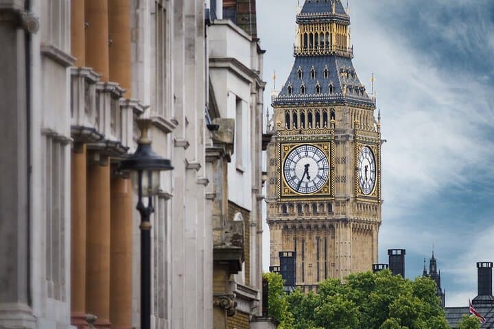 Explorez les monuments emblématiques de Londres lors d'une visite privée express image 4