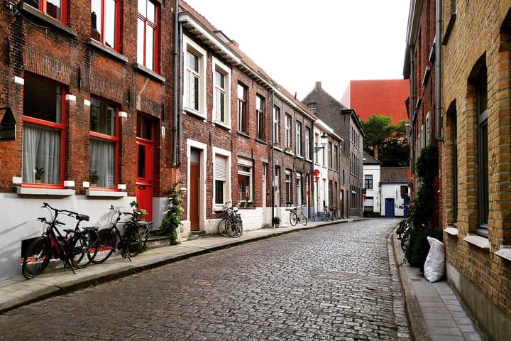 Visite privée des monuments de Bruges et des trésors cachés de Bruxelles image 6