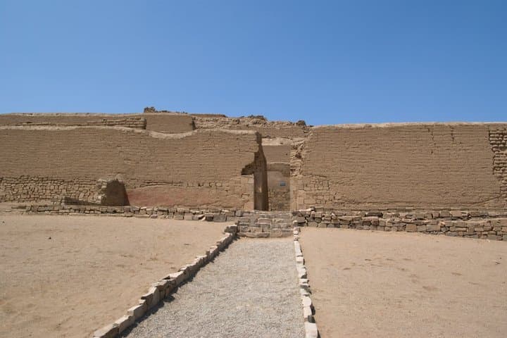Private Tour to Pachacamac from Lima Ruins Temples and Desert View image 3