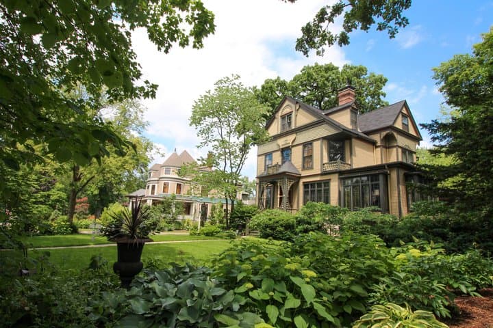 Private Frank Lloyd Wright Architecture Tour Oak Park in Chicago image 6
