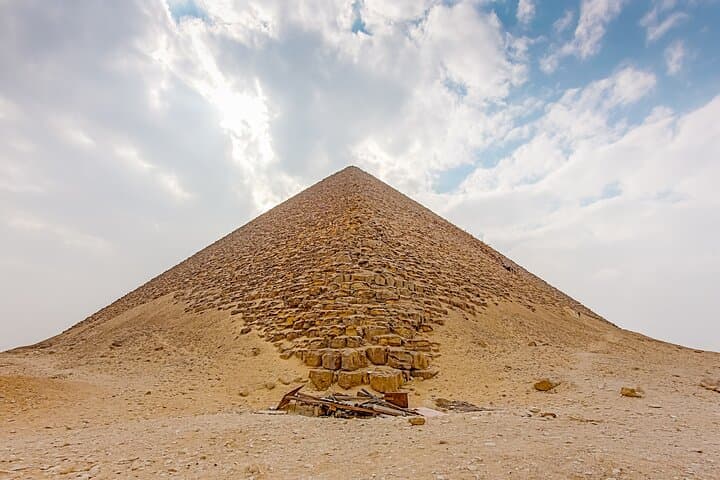 Excursión de un día a Saqqara, Memphis y Dahshur desde El Cairo imagen 2