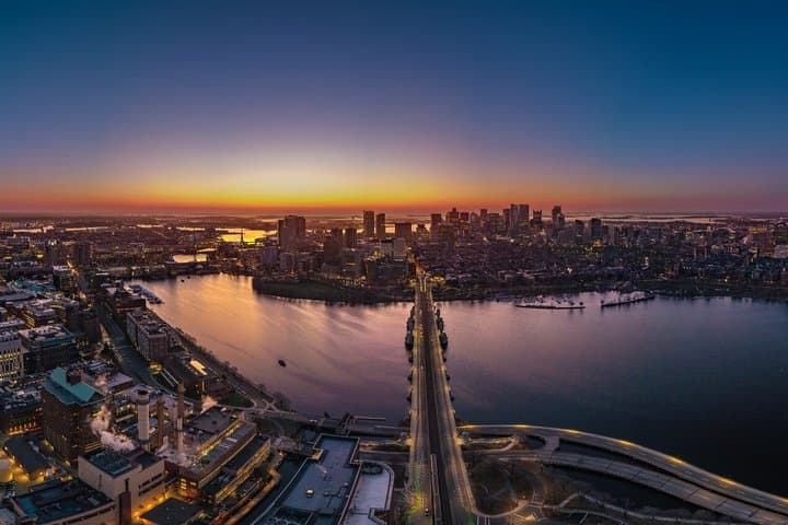 Visite privée de Boston de nuit avec vues sur l'horizon et monuments