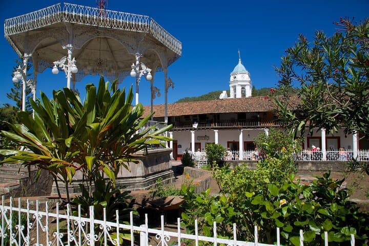 Tour of the mountain towns of San Sebastián del Oeste