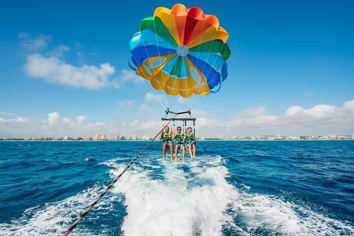 Parasailing in Punta Cana with Hotel Pickup imagen 6