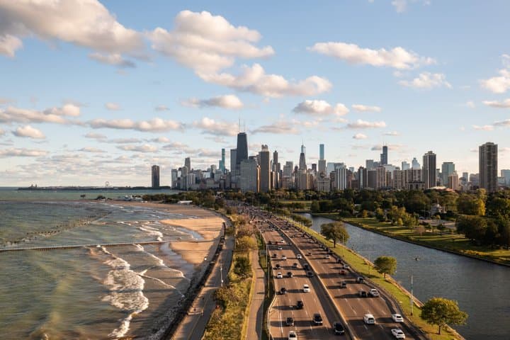 Excursion privée d'une journée sur les toits de Chicago, au bord du lac et au Millennium Park image 5