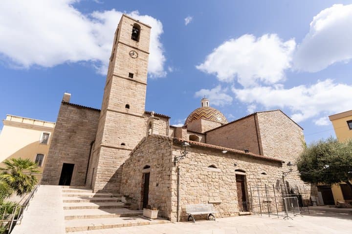 Visite de la ville d'Olbia avec vue sur le centre historique et la côte image 4