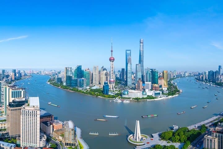 Private Half-Day Shanghai Old Town and Skyline Tour image 2