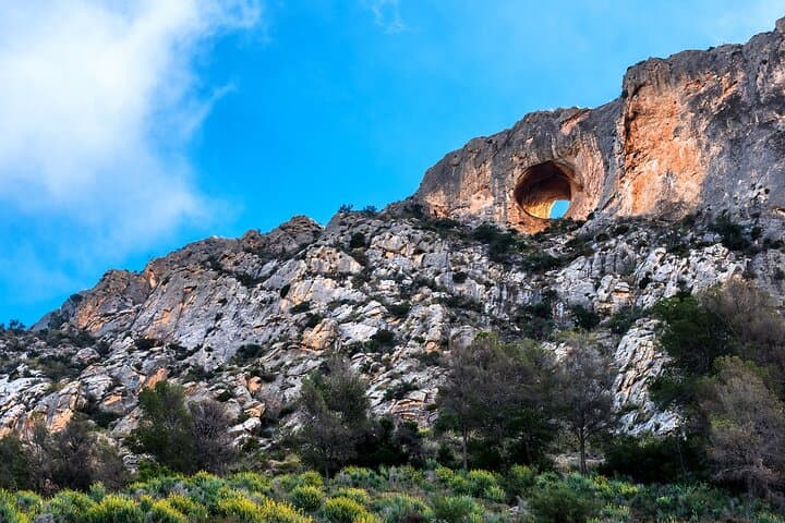 Alicante : visite privée des grottes de Guadalest, Polop et Canelobre image 4