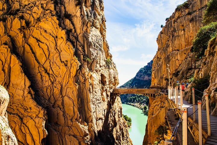 Caminito del Rey and Garganta del Chorro: Private tour from Malaga image 1