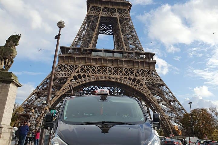 Private Paris Night Lights and Monuments Tour image 3