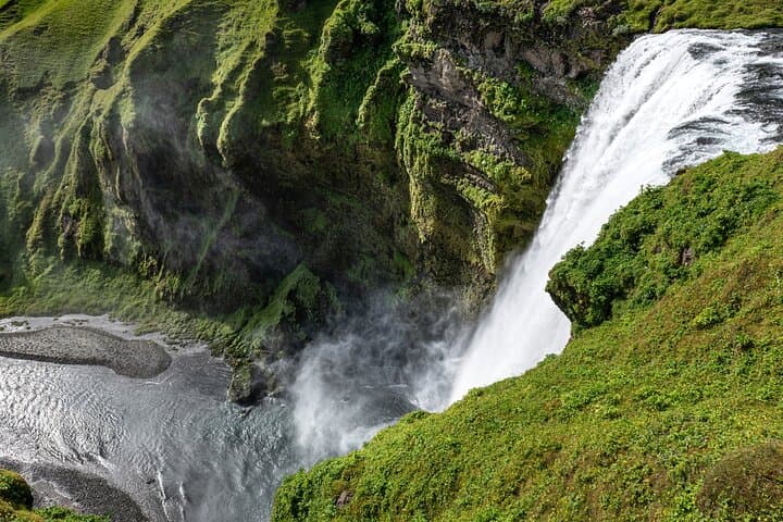 Excursión de un día desde Reikiavik a la costa sur de Islandia imagen 4