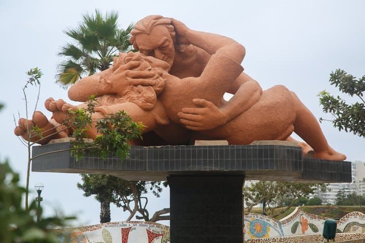 Visite privée le long de la côte de Lima Miraflores Barranco et vue sur la mer image 2