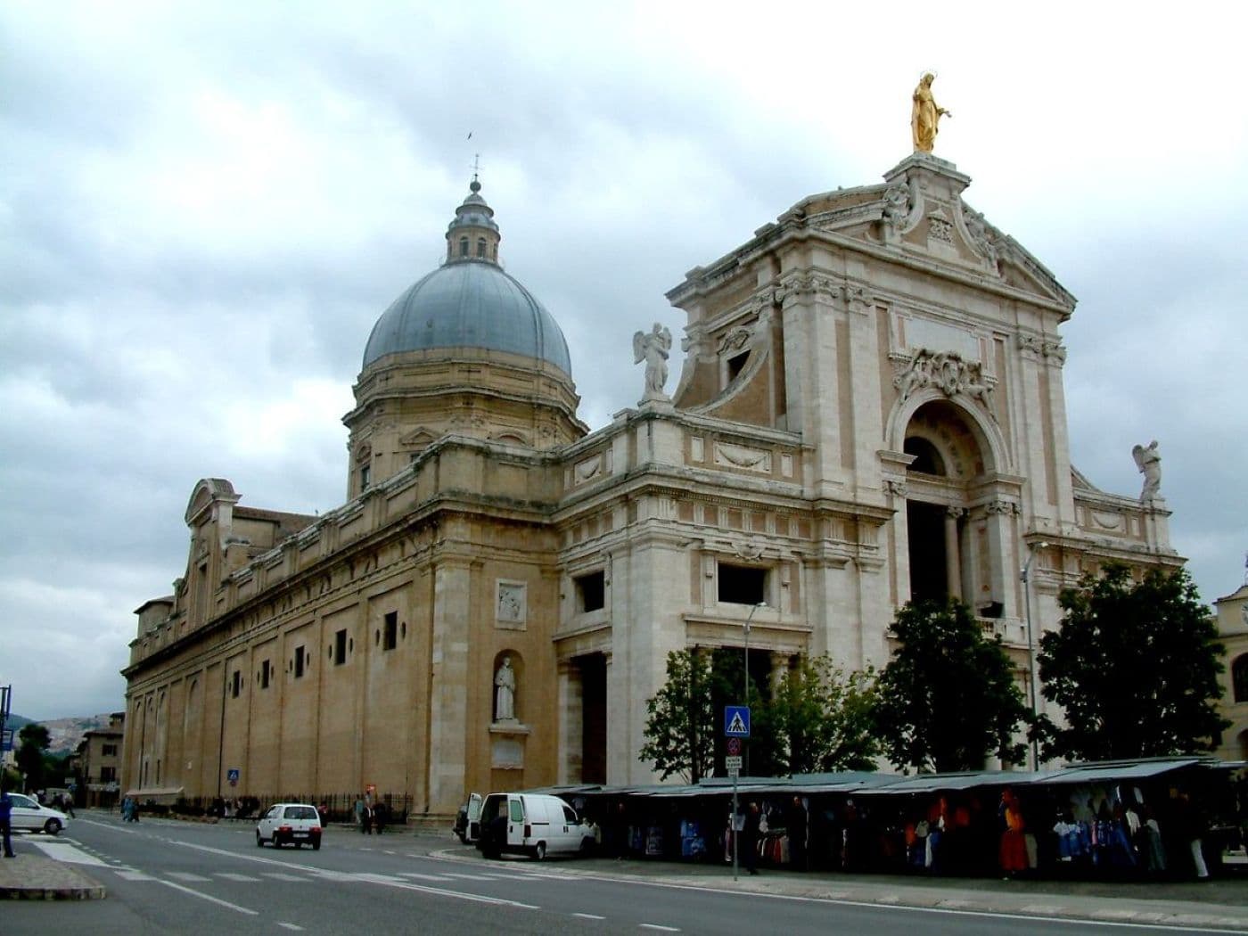 Excursion d'une journée de Rome à Assise image 2